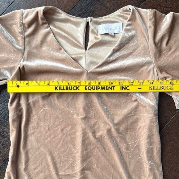 Revelry velvet bridesmaid dress size small champagne v neck flutter sleeve long - Picture 12 of 12